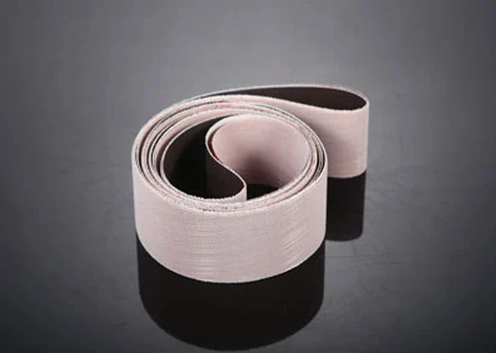 ما هي بعض احتياطات السلامة التي يجب اتخاذها عند استخدام قماش الطحن ؟