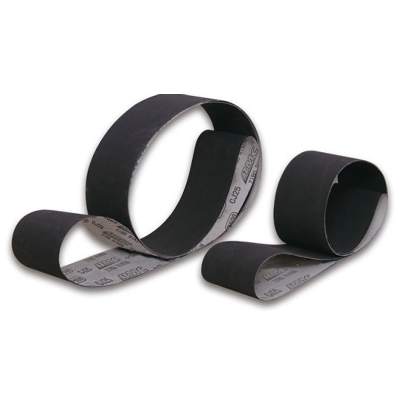 ما هي العوامل التي يجب أخذها في الاعتبار عند اختيار حجم الحصباء المناسب لقماش جلخ من كربيد السيليكون ؟