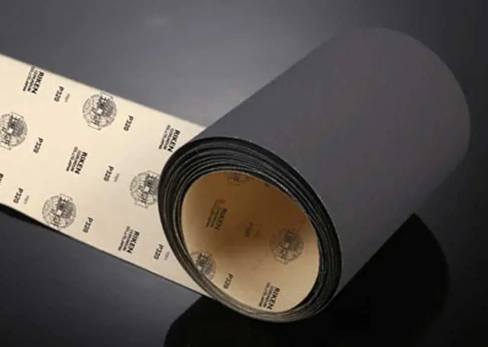 ما هي الحبات المتاحة للفة ورق الصنفرة من كربيد السيليكون ؟